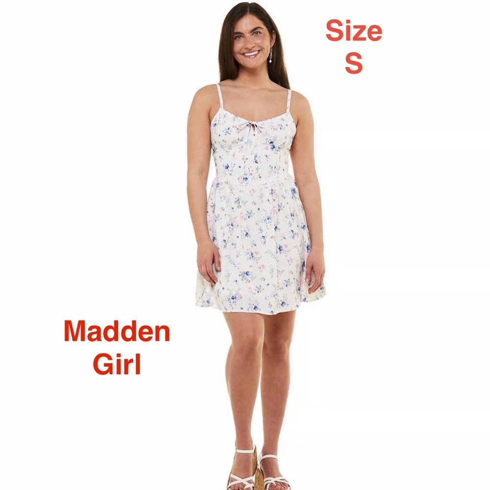 Madden Girl Women’s Floral White Dress